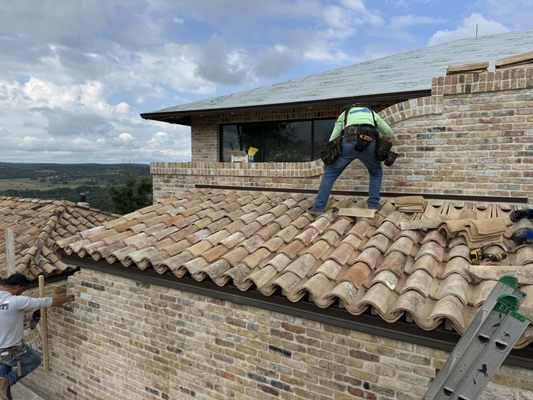 Clay Experts Roofing