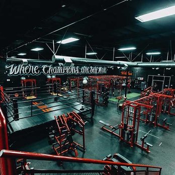 Self Made Training Facility - San Diego - Incredible Gym!! - Gyms Near Me - San Diego, California Self Made Training Facility - San Diego - Incredible Gym!! - Gyms Near Me - San Diego, California