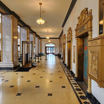 Robert E Lee Office Building - Inside 1 - Public Services & Government Near Me - Jackson, Mississippi