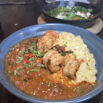 Copper Vine Inn - Shrimp and Grits - Wine Bars Near Me - New Orleans, Louisiana Copper Vine Inn - Shrimp and Grits - Wine Bars Near Me - New Orleans, Louisiana