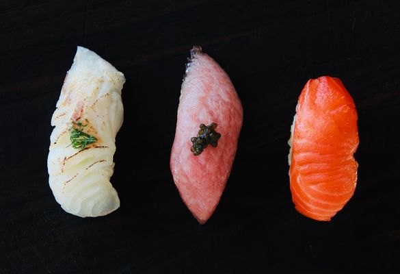 HandoSake Sushi by null