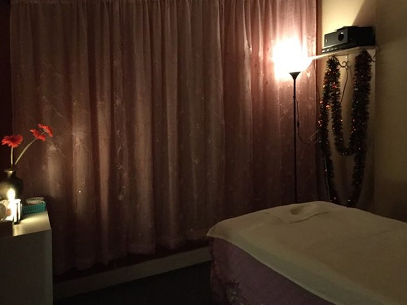 ROYAL FOOT SPA Updated October 2024 18 Reviews 7355 N Beach St, Fort Worth, Texas Beauty