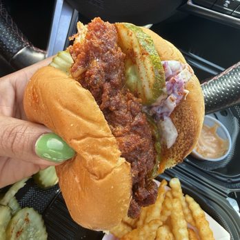 Dave's Hot Chicken - Dave's #4 1 Slider with Fries - Chicken Shop Near Me - Chesapeake, Virginia