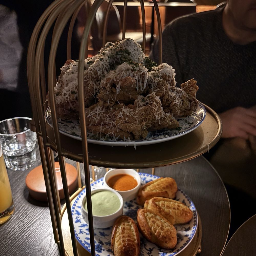 Hudson VU - Birdcage - Lounges Near Me - New York, New York