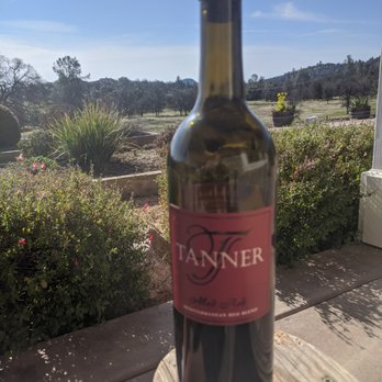 Tanner Vineyards - Tanner med red 2017 - Wineries Near Me - Murphys, California