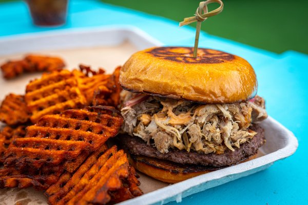 CM Smokehouse by null