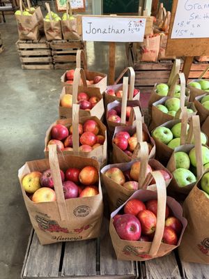 Haney's Appledale Farm