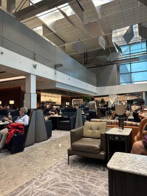 SilverKris Lounge - Terminal 3 by null