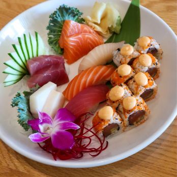 Maki Hibachi - Sushi-Sashimi Combo @tiffhuangry - Japanese Near Me - Orlando, Florida Maki Hibachi - Sushi-Sashimi Combo @tiffhuangry - Japanese Near Me - Orlando, Florida