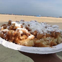 Golden Plate - Thick funnel cake