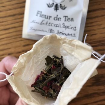 Fleur de Tea - Eternal Spring from the Tea Sampler (online) -- white tea with fruit & rose petals. Very light flavor with a gentle fruity/floral aroma - Bubble Tea Near Me - Prospect, Kentucky