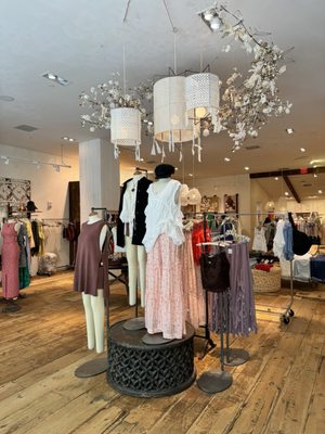 フリーピープル Free People Go To Town Tank レディース シャツ トップス Optic White FREE PEOPLE - Updated November 2025 - 140 University Town Center