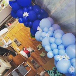 Create With Yesi - Balloon Services