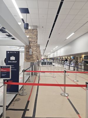 Reno-Tahoe International Airport by null