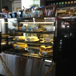 Cafe Aroma on Kariboe - Service area