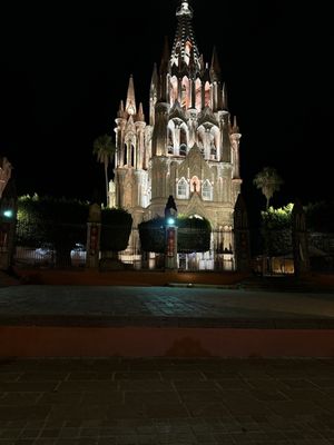 Jardín Allende by null