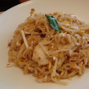 Noodle Street - Pad Thai with Vermicelli and Chicken - Thai Near Me - Boston, Massachusetts Noodle Street - Pad Thai with Vermicelli and Chicken - Thai Near Me - Boston, Massachusetts