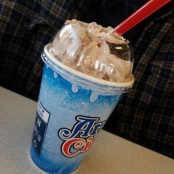 Arctic Circle - Moose tracks milk shake - Burgers Near Me - Soda Springs, Idaho Arctic Circle - Moose tracks milk shake - Burgers Near Me - Soda Springs, Idaho