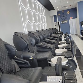 Nail Lovers & Spa - Fully ventilated pedicure chairs for removal of harmful chemical smell - Nail Salons Near Me - Lenexa, Kansas Nail Lovers & Spa - Fully ventilated pedicure chairs for removal of harmful chemical smell - Nail Salons Near Me - Lenexa, Kansas