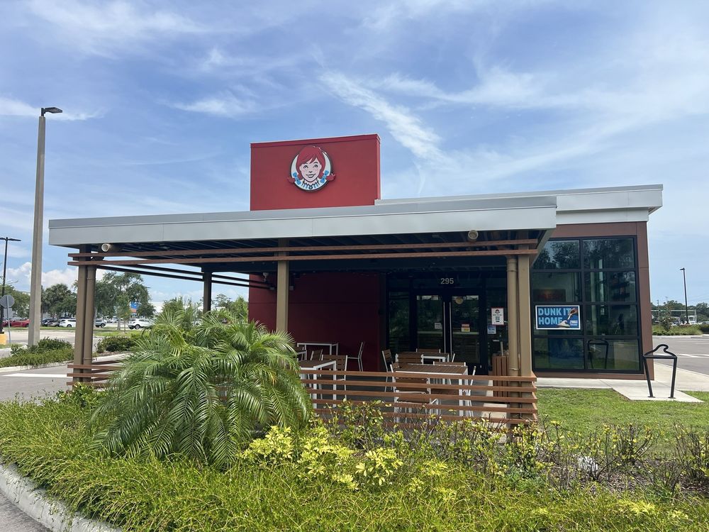 Wendy’s Logo