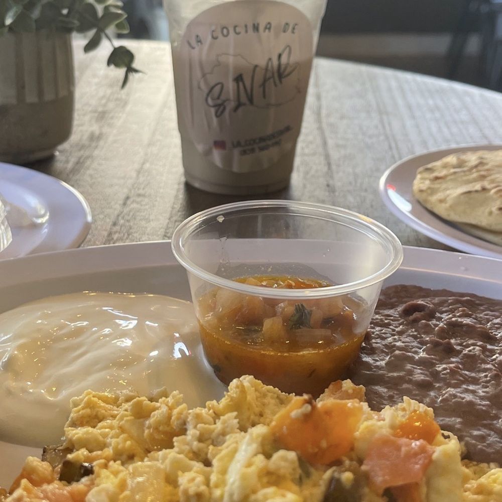 La Cocina De Sivar - Huevos revueltos - Salvadoran Near Me - Rancho Cucamonga, California La Cocina De Sivar - Huevos revueltos - Salvadoran Near Me - Rancho Cucamonga, California