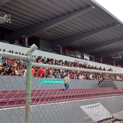 Estadio 3 de marzo - Gradas
