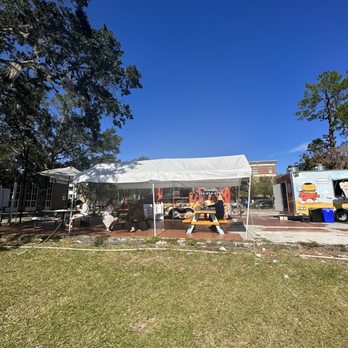 C Mak Handyman - Seating/Surroundings - Handyman Near Me - Gainesville, Florida