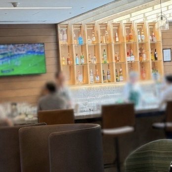 Escape Lounge - Airport Lounges Near Me - Portland, Oregon Escape Lounge - Airport Lounges Near Me - Portland, Oregon