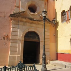 Biblioteca Armando Olivares