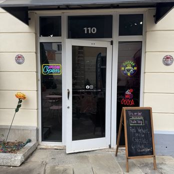Le Macaron French Pastries - Entrance - Macarons Near Me - Raleigh, North Carolina Le Macaron French Pastries - Entrance - Macarons Near Me - Raleigh, North Carolina