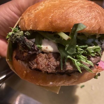 BEAUVINE BURGER CONCEPT - 760 Photos & 610 Reviews - 1501 W Main St