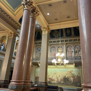 Iowa State Capitol - Landmarks & Historical Buildings Near Me - Des Moines, Iowa Iowa State Capitol - Landmarks & Historical Buildings Near Me - Des Moines, Iowa