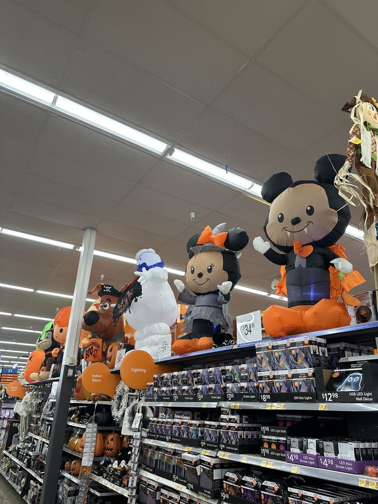 WALMART SUPERCENTER Updated August 2024 27 Photos & 45 Reviews