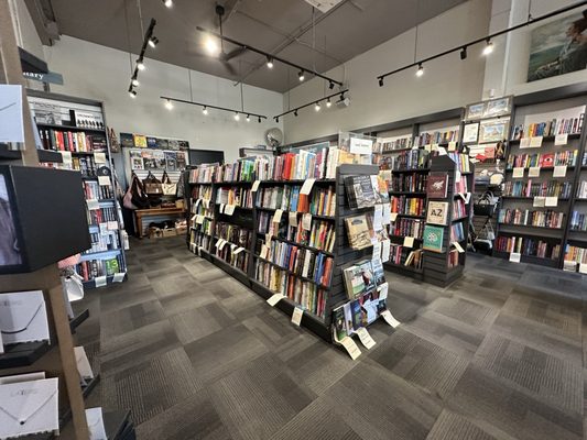 Bay Books Coronado by null
