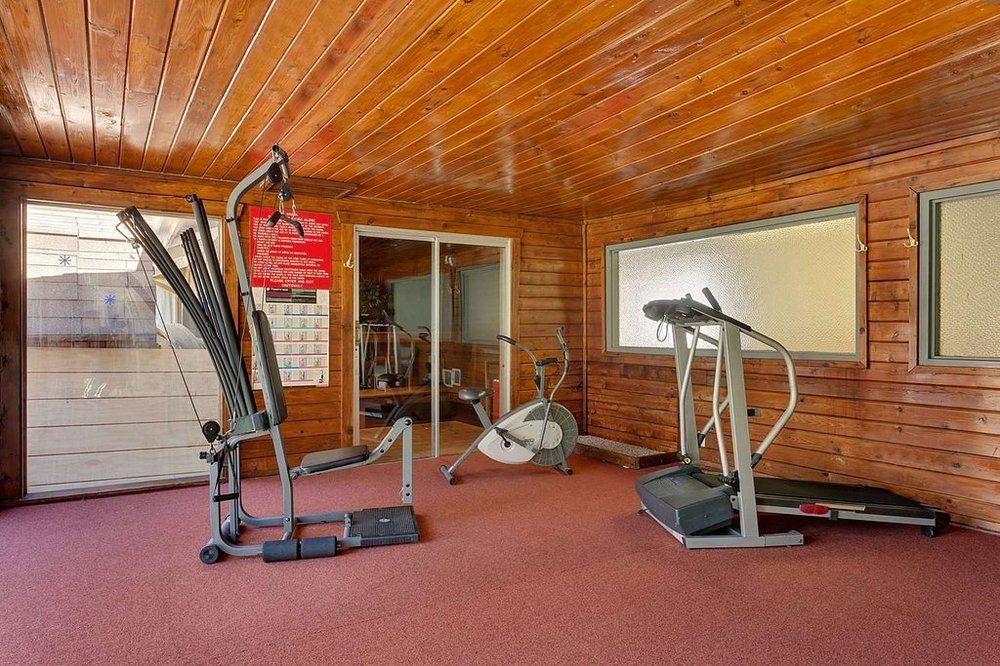 Roundtable Restaurant and Bar