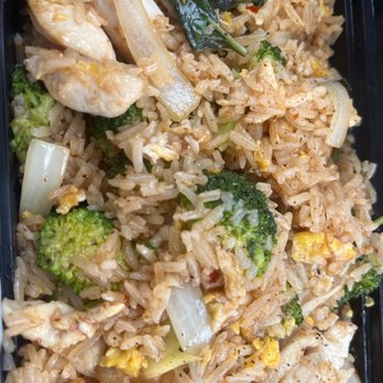 Mountain Thai Kitchen - Thai Near Me - Broomfield, Colorado