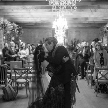 Lorien Bridal Boutique - Bridal Near Me - Glendale, California