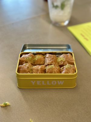 YELLOW Union Market by null