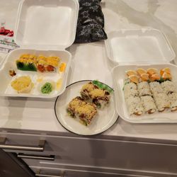Asahi - 5 rolls and one little squirter of wasabi