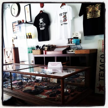 Tip Top Barber Shop - Barbers Near Me - Whittier, California