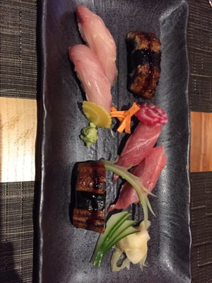 En Japanese kitchen & Sake bar by null