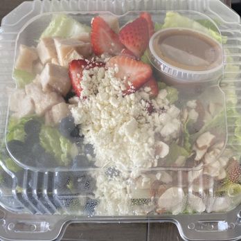 Simply Panini - Berry Salad with Chicken - Sandwiches Near Me - Tacoma, Washington