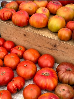 Montavilla Farmers Market by null