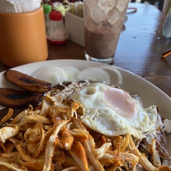 Q'Bravo - Mole Chilaquiles - Mexican Near Me - Isla Mujeres, ROO Q'Bravo - Mole Chilaquiles - Mexican Near Me - Isla Mujeres, ROO