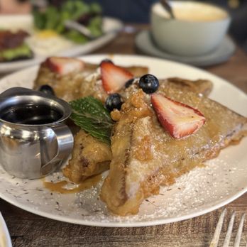 Ikaro - French Toast - Breakfast & Brunch Near Me - Middletown, New York