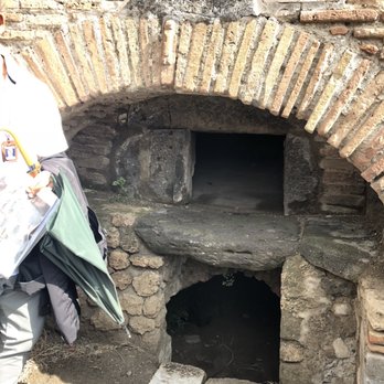 Pompeii Ruins - Landmarks & Historical Buildings Near Me - Pompei, NA Pompeii Ruins - Landmarks & Historical Buildings Near Me - Pompei, NA