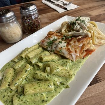 Tomatina - Pesto Chicken - Pizza Near Me - Union City, California Tomatina - Pesto Chicken - Pizza Near Me - Union City, California