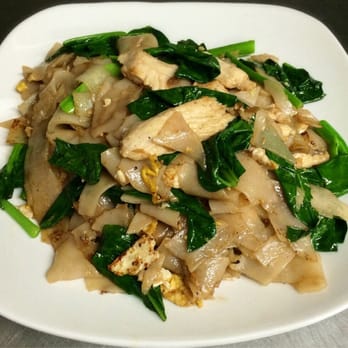 Eastern Classic Thai Restaurant - Chicken pad see eaw...gotta try it! - Thai Near Me - Redlands, California Eastern Classic Thai Restaurant - Chicken pad see eaw...gotta try it! - Thai Near Me - Redlands, California