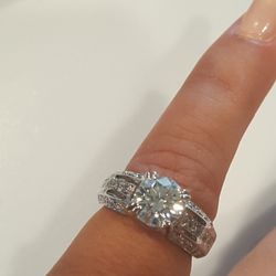The Island Jewel