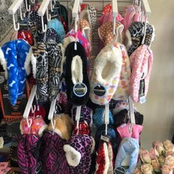 Treasure Finds - Snoozies slippers